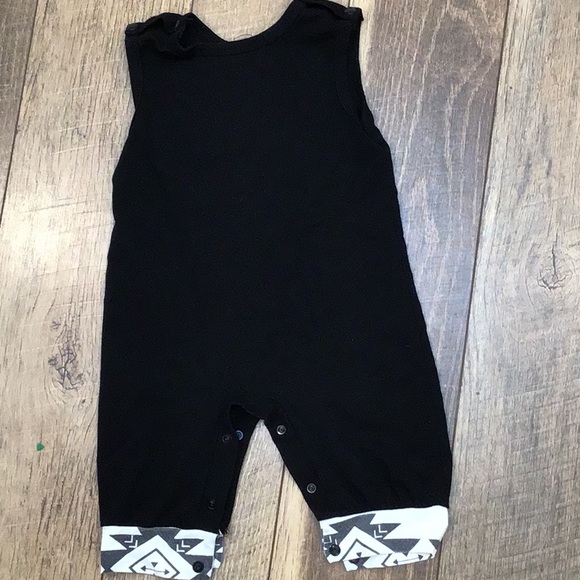 Jumper - Picture 2 of 2